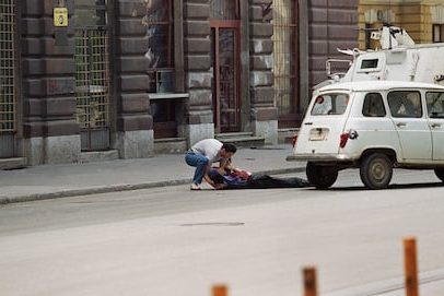 Faz investigação na Áustria contra cidadão por safáris humanos em Sarajevo