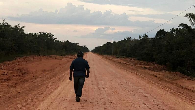 Brasil investe US$75 milhões em rodovia pela Amazônia e lança plano ambiental