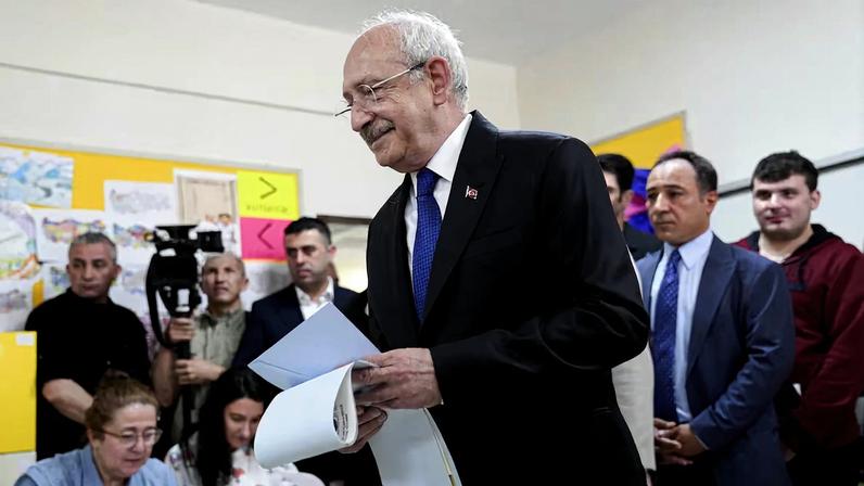 Justiça anula eleição de Özgür Özel como líder do partido opositor na Turquia