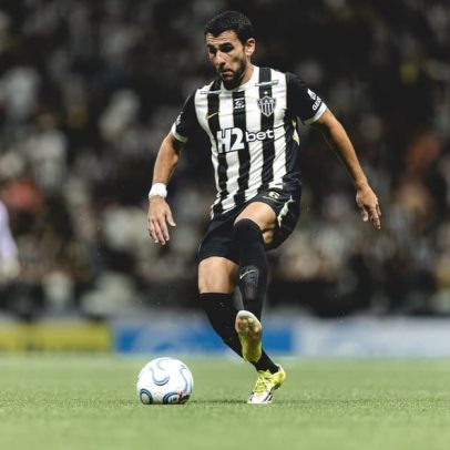 Alonso confirma saída do Atlético e se despede