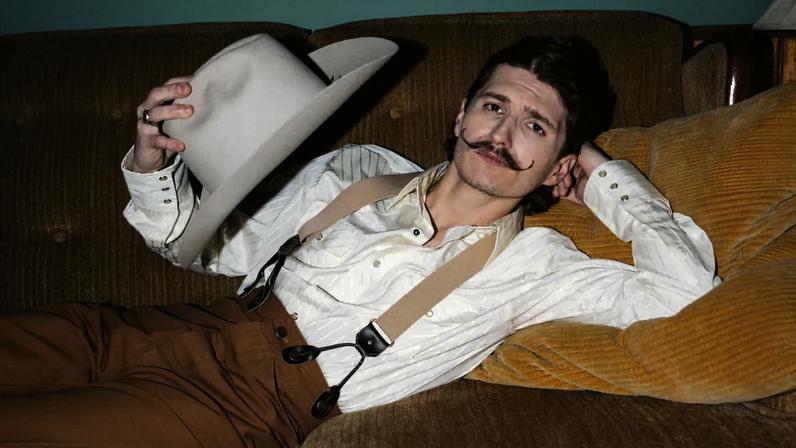 Braxton Keith leva o country de volta ao básico
