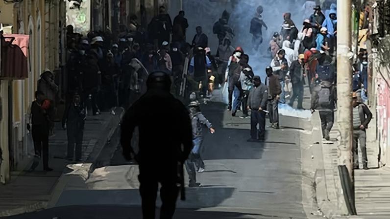 La Paz acompanha protestos de mineradores e camponeses apoiados por Evo Morales