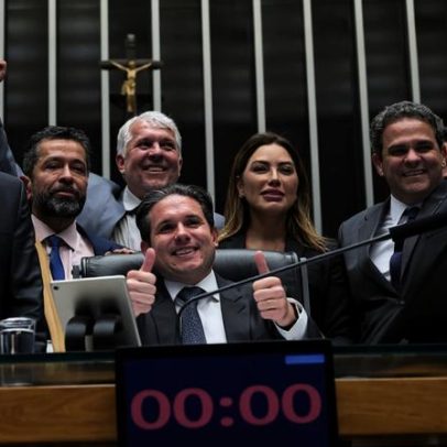 Aula prática discute técnicas de desmatamento e seus impactos