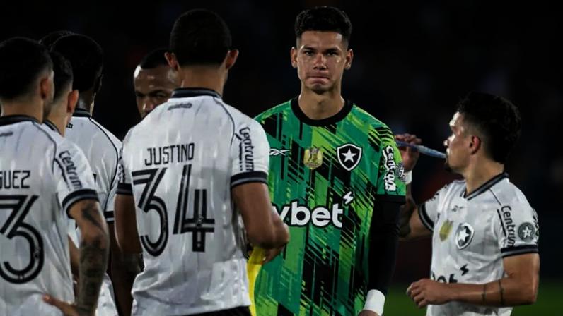 Cristhian Loor, goleiro do Botafogo, foi convocado pela Seleção do Equador para a partida contra a Arábia Saudita (Foto: Reprodução / Instagram)