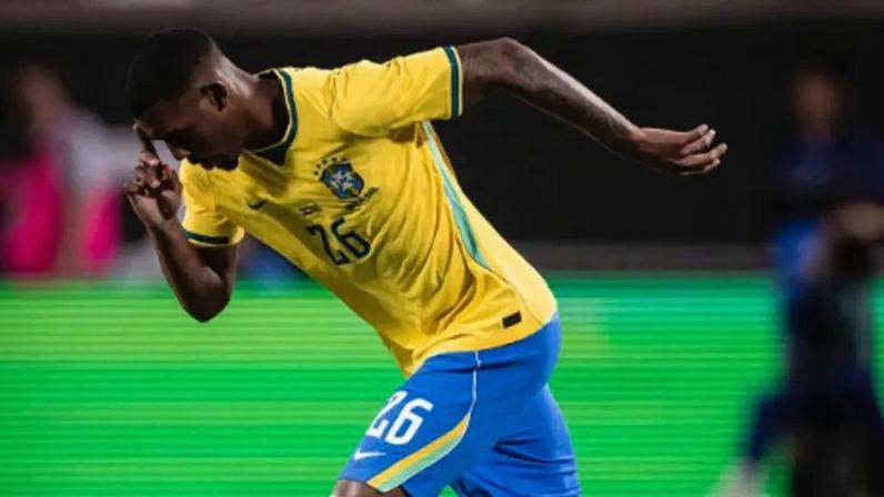 Rayan em campo pela Seleção Brasileira (Foto: Reprodução/X)