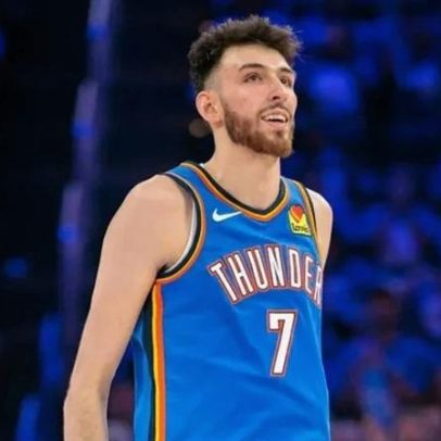 Holmgren domina, Thunder vence Lakers e abre 1-0