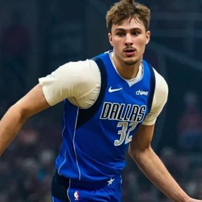 Mavericks buscam mentor de Cooper Flagg para vaga de técnico