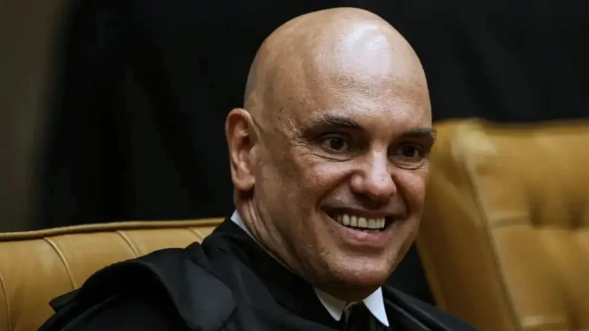 Moraes suspende aplicação da lei da dosimetria