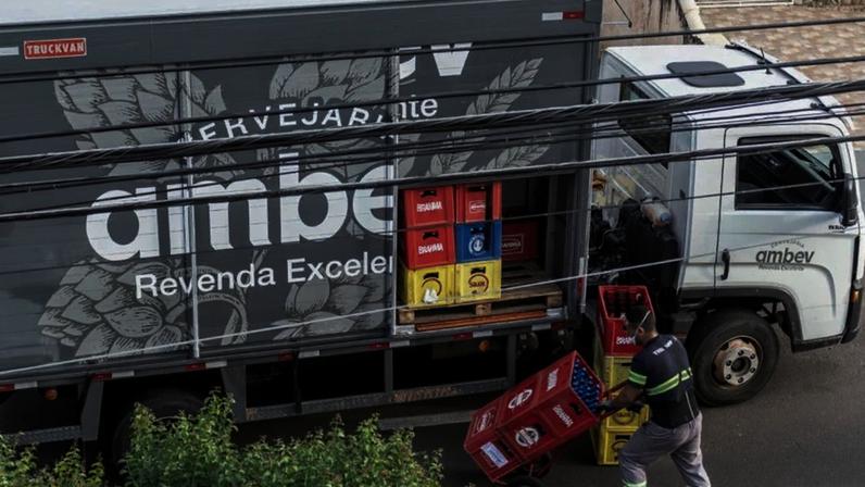 Ambev aponta Copa e feriados como impulso para cervejarias em 2026