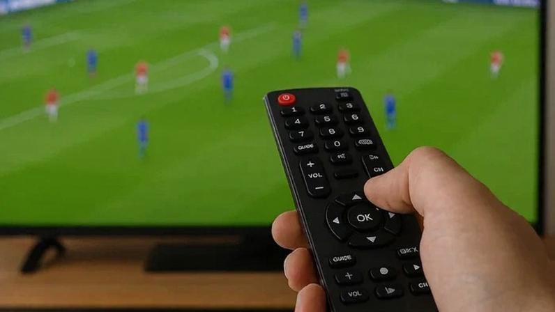 Telão ou televisão: qual a melhor opção para transmitir a Copa do Mundo