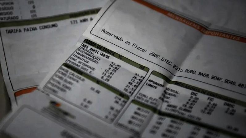Aneel aprova R$ 5,5 bilhões para aliviar contas de luz em 2026