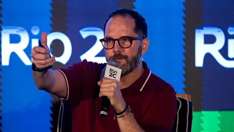 Diretor da NFL no Brasil em palestra no Rio2C (Foto: Divulgação)
