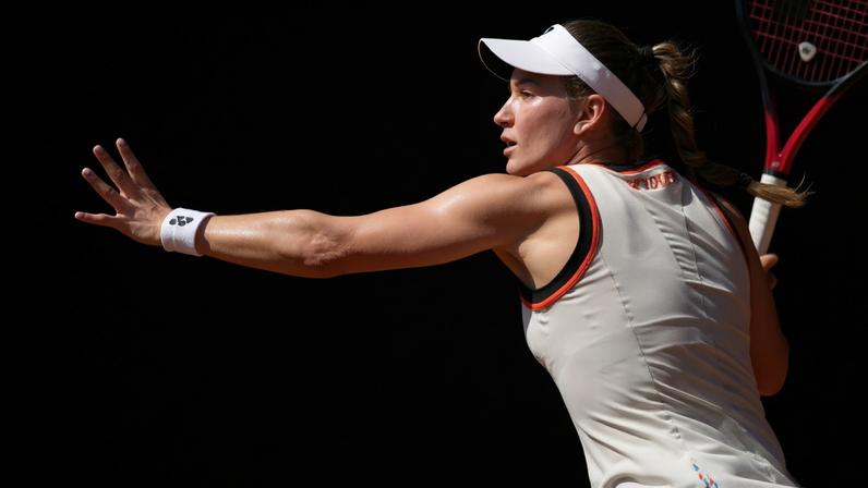 Elena Rybakina (Foto: Julien Crosnier / FFT)