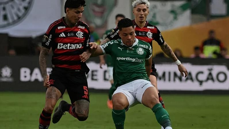Flamengo e Palmeiras decidiram a última final da Libertadores (Foto: Luis ACOSTA / AFP)