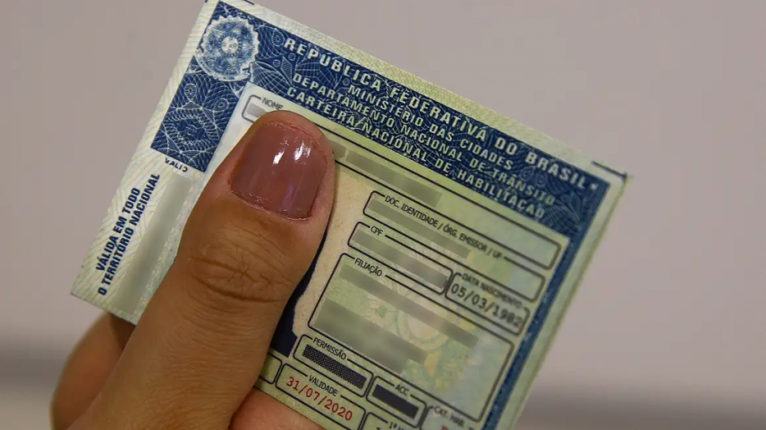 Senado aprova renovação automática da CNH para bons motoristas
