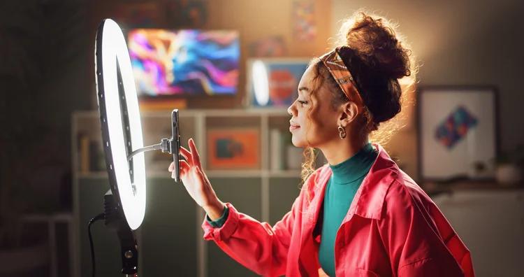 Celulares para redes sociais: veja 8 modelos que se destacam por câmera, sistema e bateria (Getty Images)