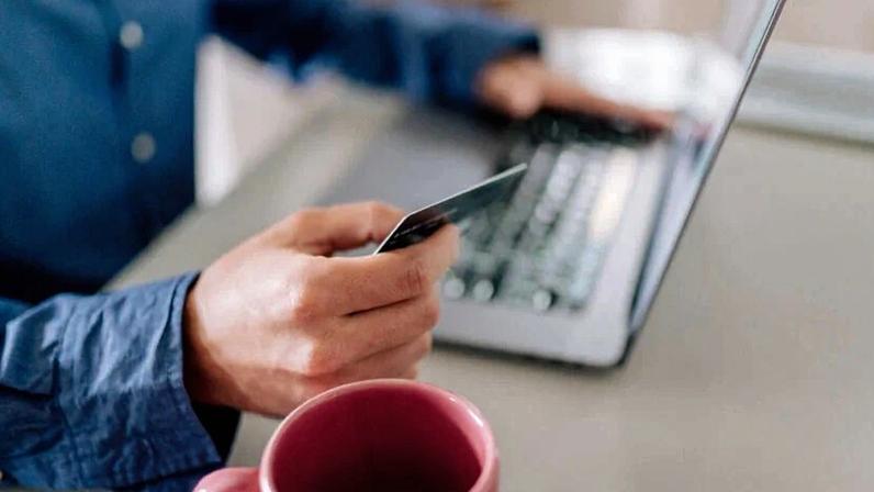 Varejo online registra queda de 3,3% no faturamento do Dia das Mães