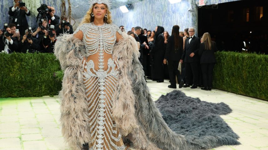 Homem acusado de furtar música inédita de Beyoncé admite culpa