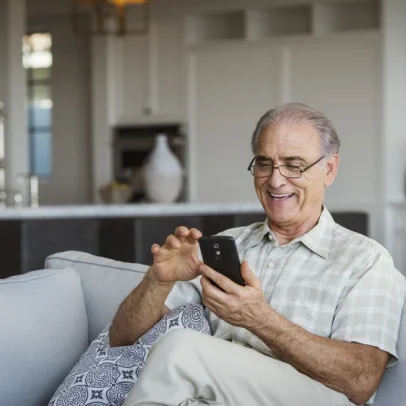 Celulares para idosos: confira os 5 melhores modelos de 2026