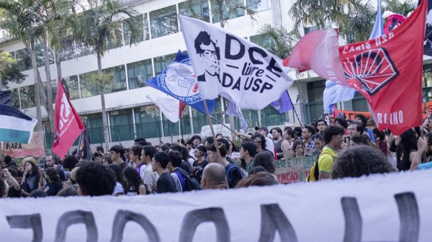 Estudantes mantêm ocupação da reitoria da USP e cobram diálogo com Segurado