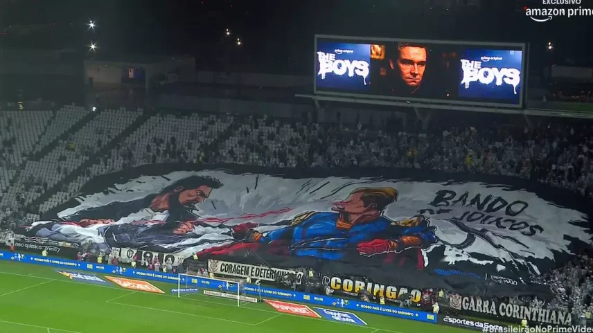 The Boys ganha bandeirão especial em Corinthians e São Paulo