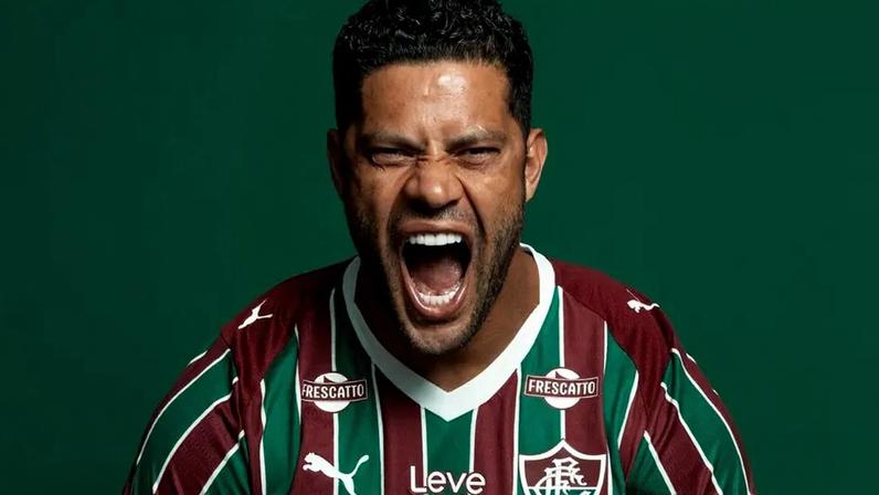 Fluminense confirma contratação de Hulk