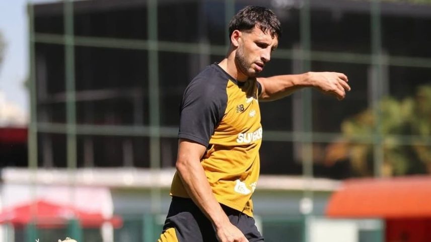 São Paulo faz treino final antes de viajar ao Chile e divulga provável escalação