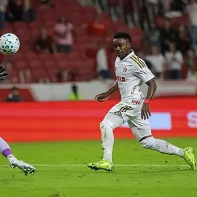 Internacional goleia Vasco no Beira-Rio com brilho de Carbonero e Bernabei
