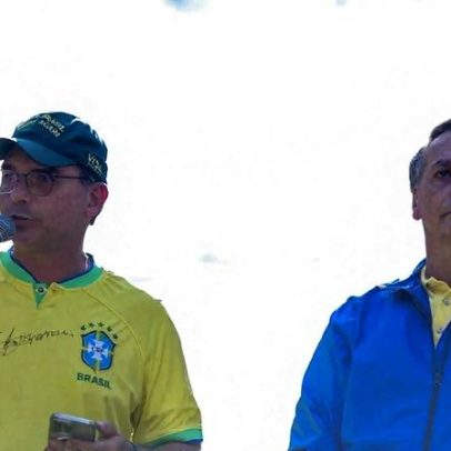 Flávio afirma que Bolsonaro pode ocupar cargo no governo, se eleito