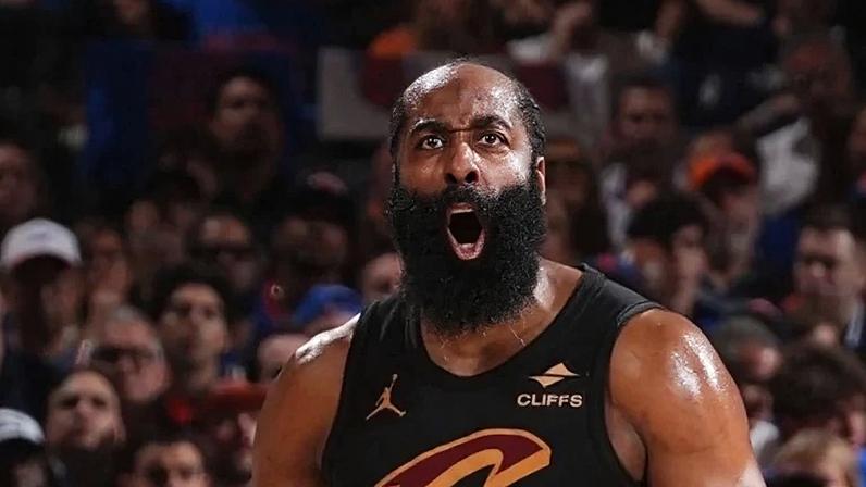 James Harden analisa seu desempenho nos playoffs da NBA