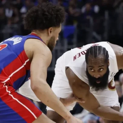 James Harden brilha, Cavaliers vencem Pistons, em meio a polêmica