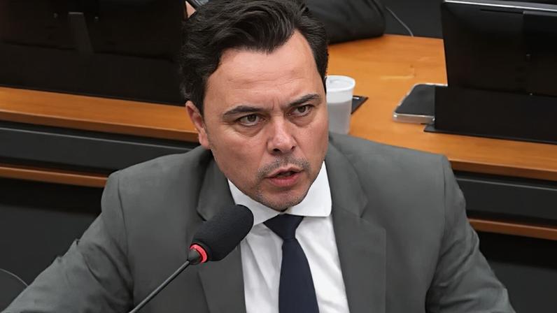 Advogado denuncia assassinato jurídico no Conselho de Ética