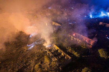 Explosão em fábrica de fogos de artifício na China deixa 21 mortos