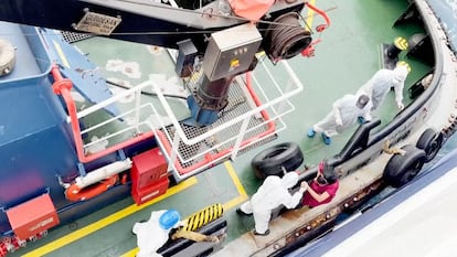 OMS e Sanidade acordam desembarque de navio com surto de hantavírus nas Canárias