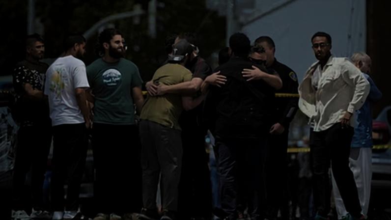 Cinco mortos, incluindo dois atiradores, em tiroteio em mesquita de San Diego