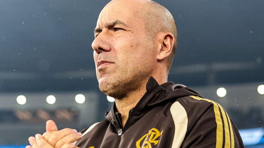 Jardim define mudanças na escalação do Flamengo contra o Grêmio