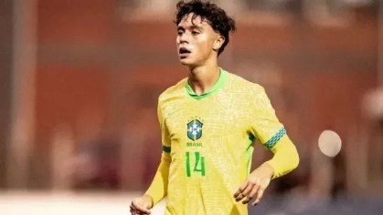 Filho de ídolo do São Paulo assina primeiro contrato profissional com o clube