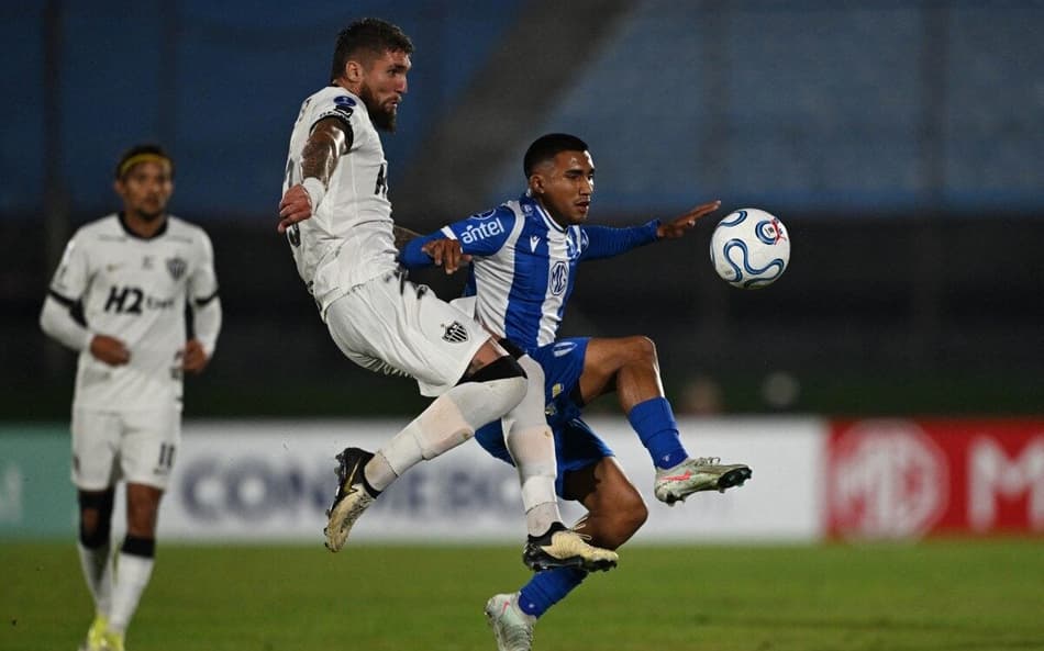 Lyanco em Juventud x Atlético (Photo by Eitan ABRAMOVICH / AFP)