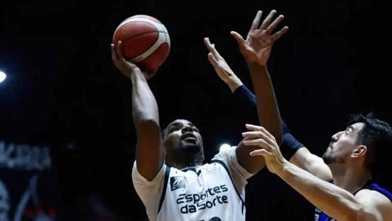 Ao vivo: Pinheiros x Corinthians pelas semifinais do NBB