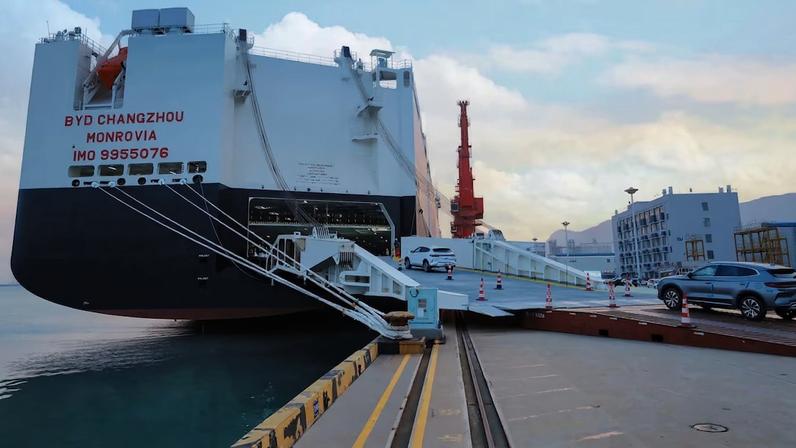 BYD evita crise de frete com frota própria de navios para até 9 mil carros