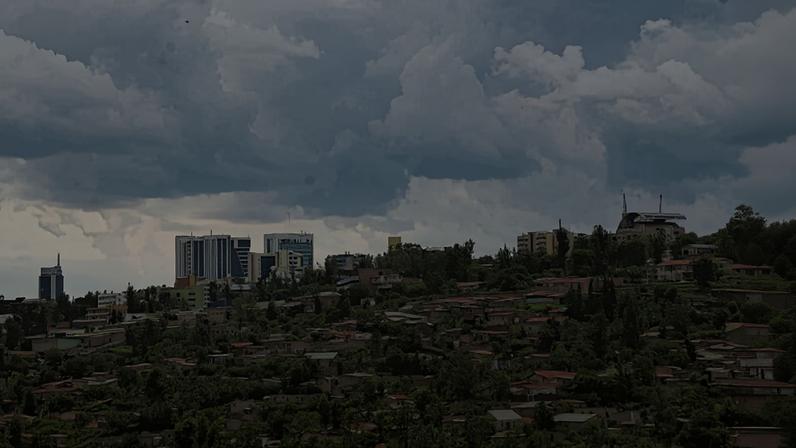 A view of Kigali, Rwanda’s capital. The book notes that Rwanda is one of the few African countries with official guidance on urban forests. Image by Pacifique Gatete via Wikimedia Commons (CC BY-SA 4.0).