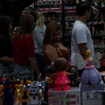 Renda sobe, consumo fica atrás; Itaú explica o descolamento
