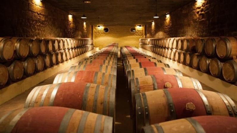 Dia Mundial do Whisky: barril pode subir mais de 6.200% bebida vira investimento