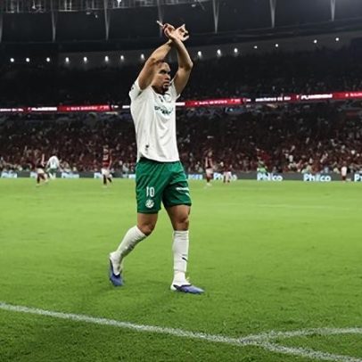 Paulinho é absolvido pelo STJD após gesto de comemoração contra o Flamengo