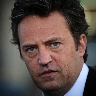 Assistente de Matthew Perry é condenado por injetar droga que matou o ator