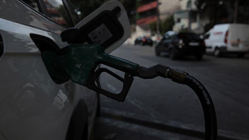 Governo subsidia gasolina e diesel para reduzir inflação antes das eleições