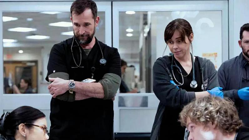 Noah Wyle comenta possível spin-off do plantão noturno