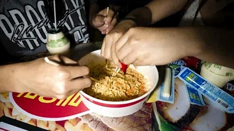 Ramyeon é o macarrão instantâneo coreano, um dos símbolos do país