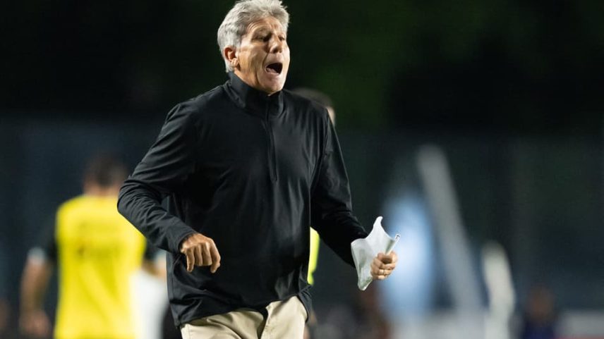 Renato critica elenco do Vasco após empate na Copa do Brasil