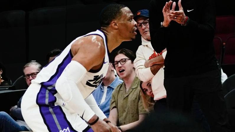 A agência livre da NBA terá os medalhões, que vão receber salários muito altos, mas ainda terá os jogadores que vão ganhar menos. Hoje, listamos dez que podem se encaixar nos times em 2026/27. Clique nas setas para ver.